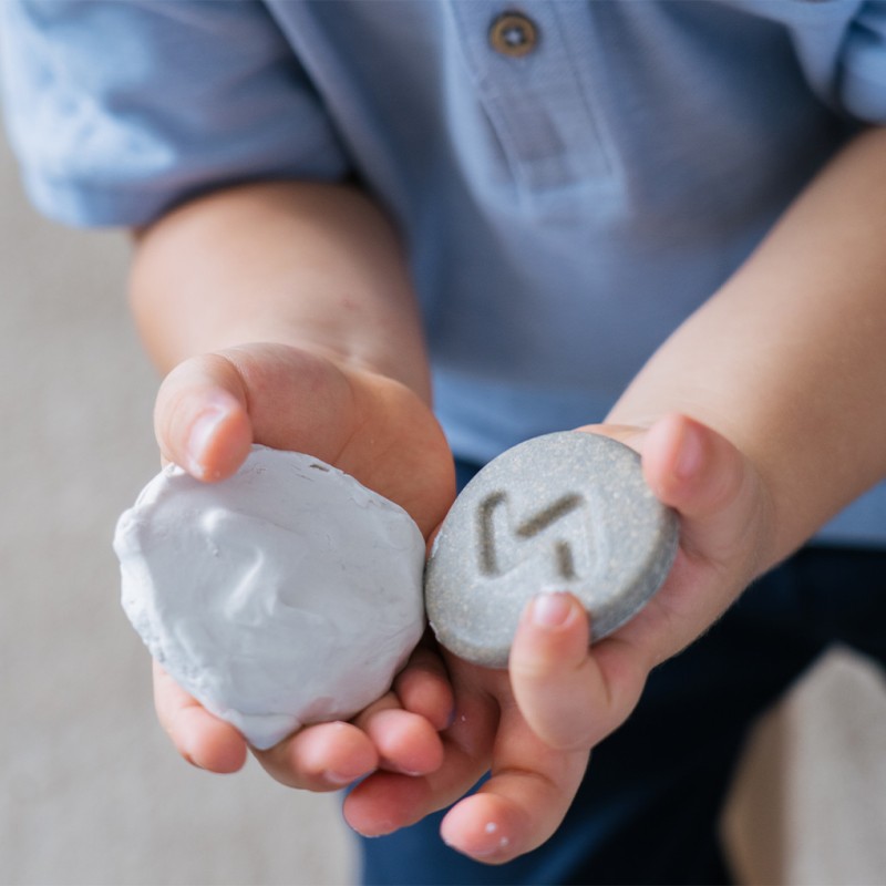 Tactile Stone - Plan Toys 2