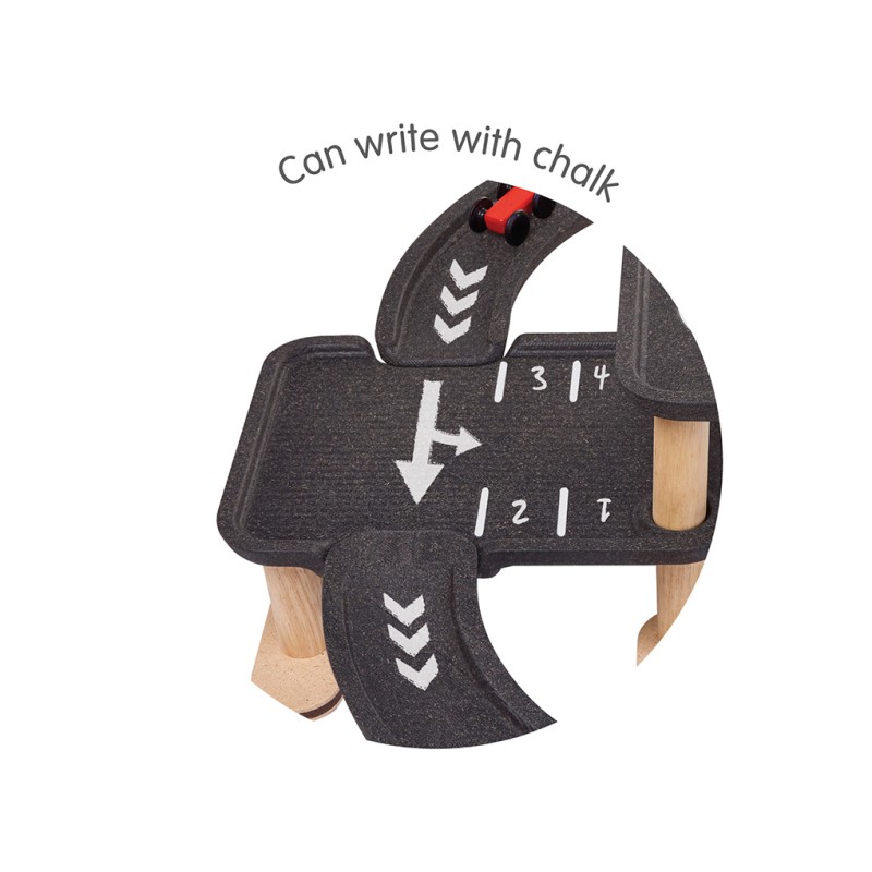 Race N Play Parking Garage - Plan Toys