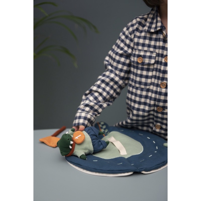 Puppet world M - Race Mr. Crocodile